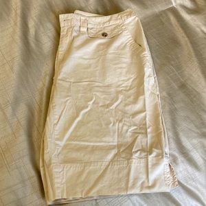 ANA walking short in cream